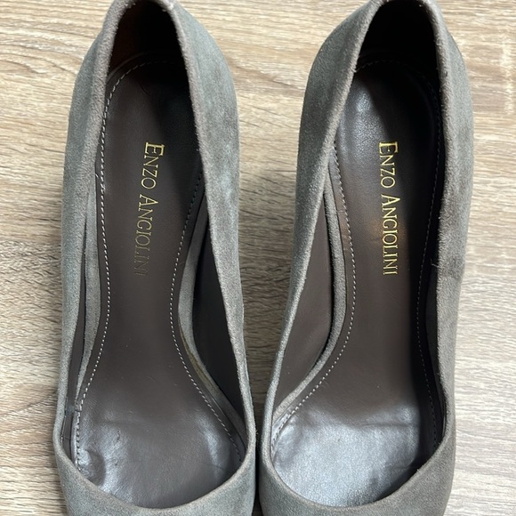 Enzo Angiolini Suede Pointed Toe Pumps Heels Grey Padded Insole Lug Sole Size 8 - Picture 7 of 11